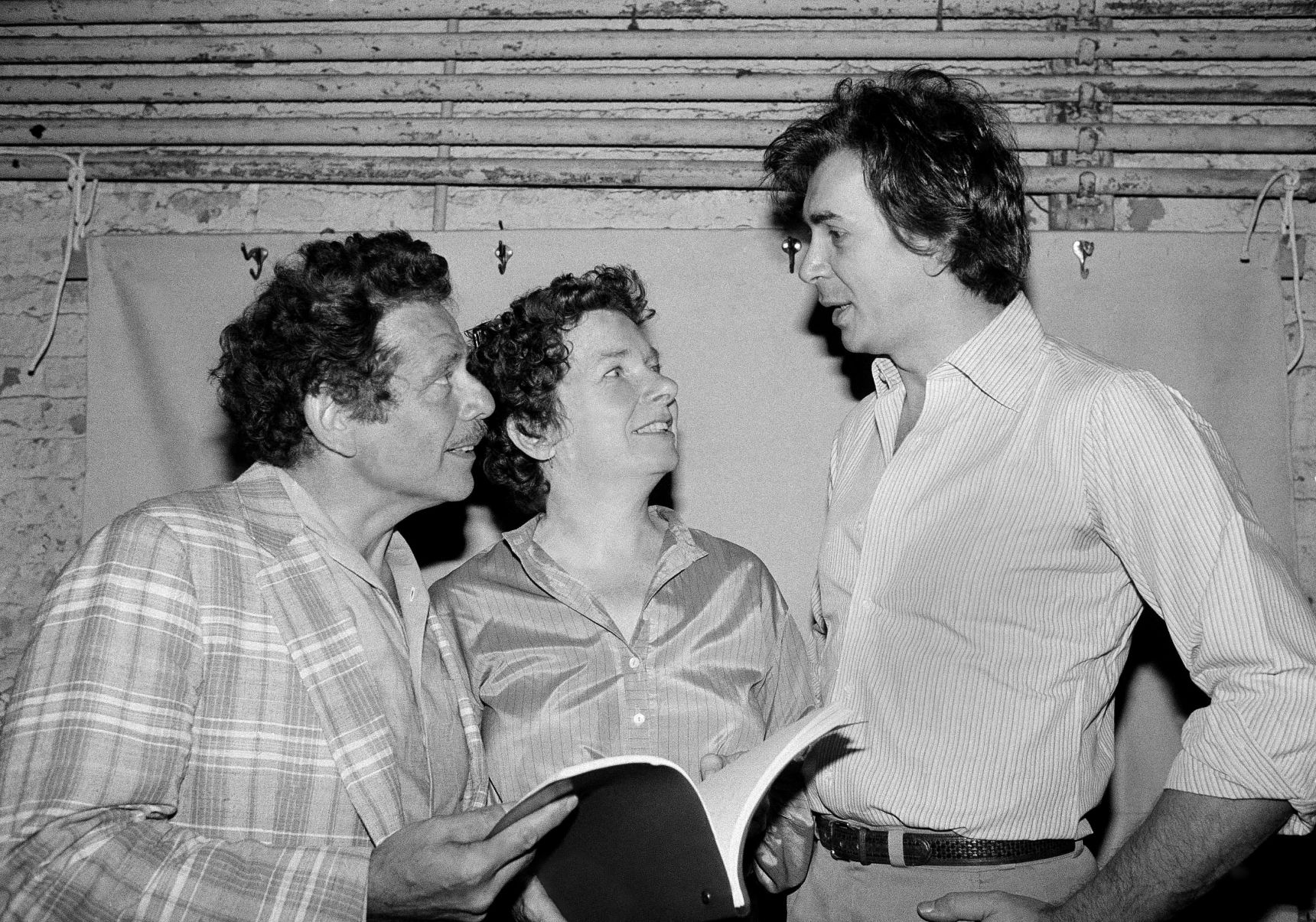 1980: Jerry Stiller, Frank Langella and Angela Paton